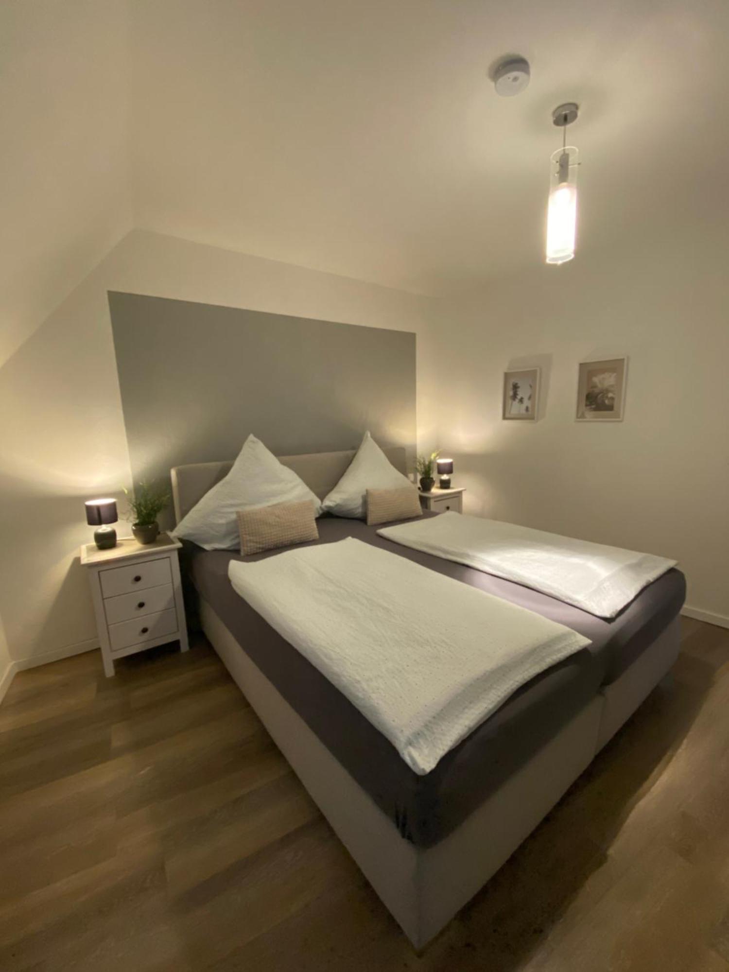 Ferienwohnung Ambiente II Und III คล็อตเทน ภายนอก รูปภาพ